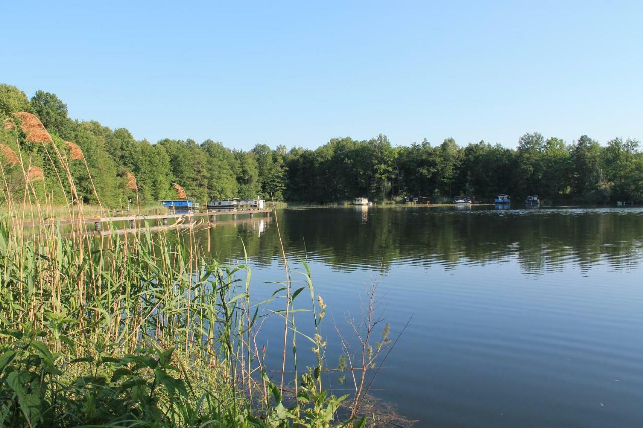 Ferienappartement Am See II Im Biospharenreservat Schorfheide Luaran gambar